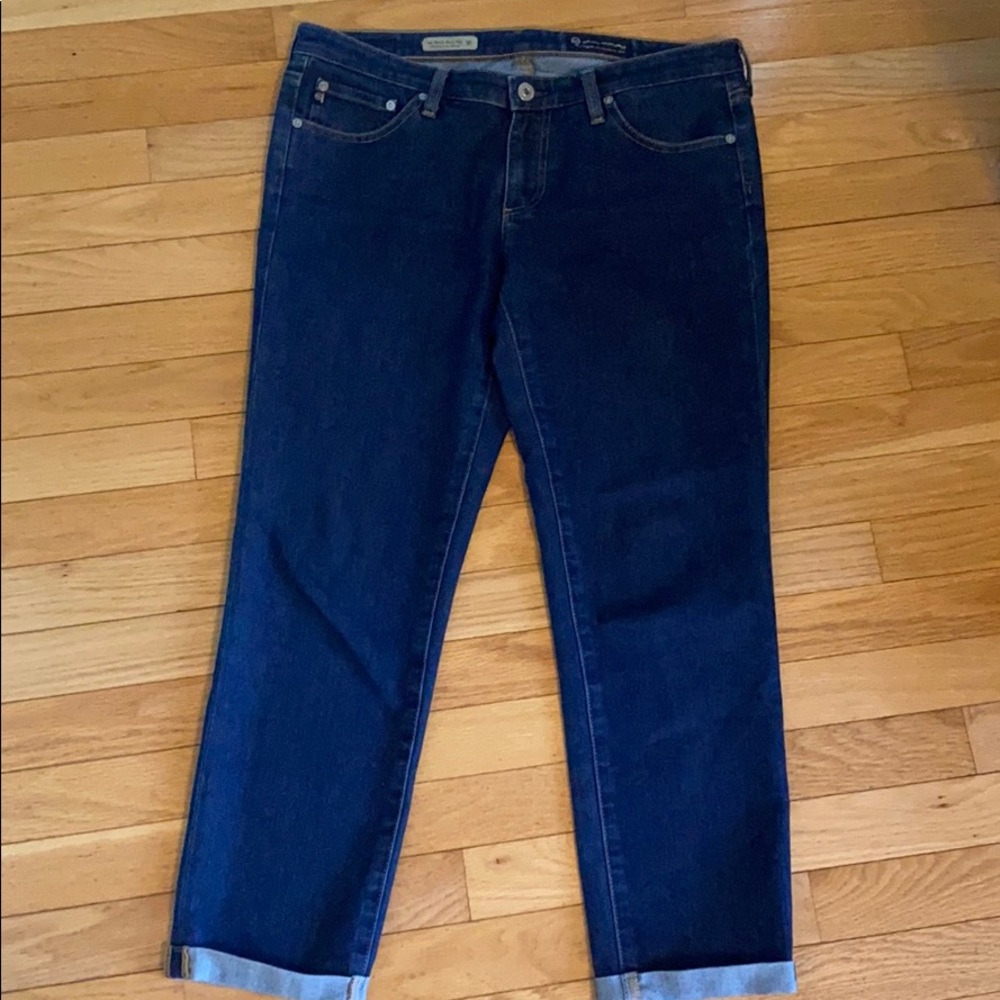 AG stilt roll-up cigarette crop 31